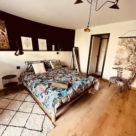 Loft &